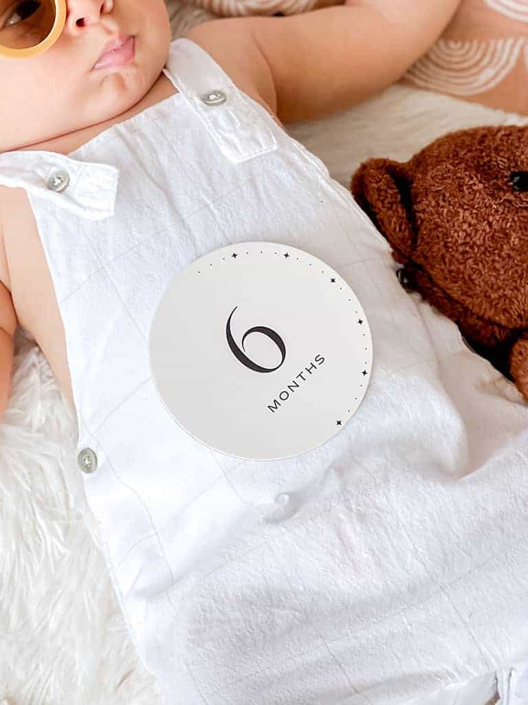 התפתחות התינוק בחודש השישי - מתפתחים ביחד